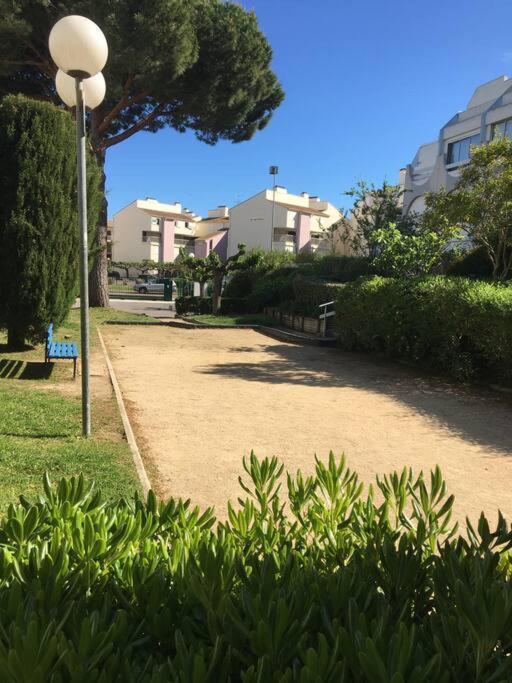 Tres Beau Studio Au Grau Du Roi Tout Equipe 33M2 Le Grau-du-Roi Kültér fotó